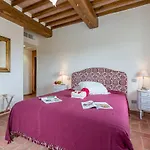 Pietra A Padule Bed & Breakfast 4*