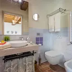 Pietra A Padule Bed & Breakfast Filettole