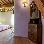 Pietra A Padule Bed & Breakfast 4*