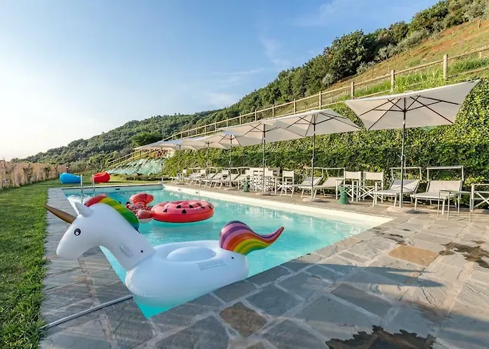 Pietra A Padule Bed & Breakfast 4*