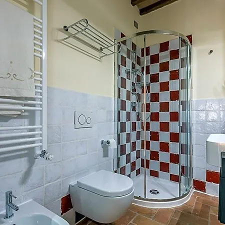 Pietra A Padule 4* Filettole
