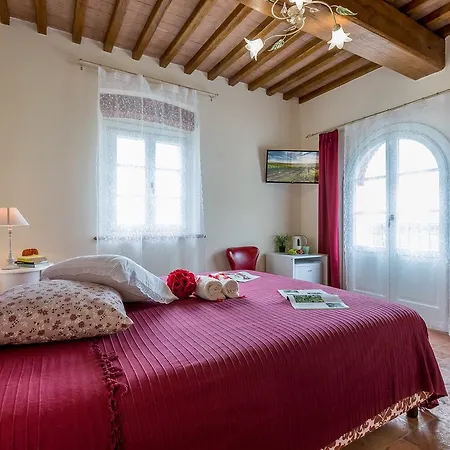 Pietra A Padule Bed & Breakfast Filettole