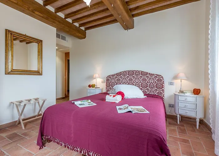 Pietra A Padule Bed & Breakfast 4*