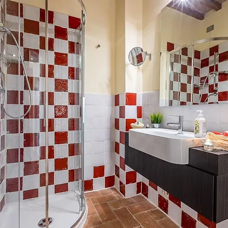 Pietra A Padule 4* Filettole